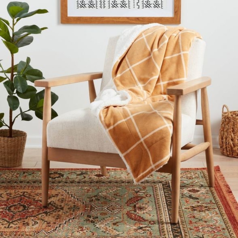 Windowpane Printed Plush Throw Blanket with Sherpa Reverse nwt academia core - Picture 3 of 3